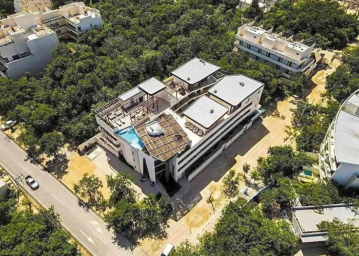 Hotel Spacious Penthouse With Pool