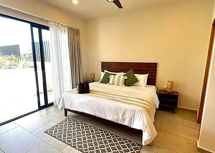 Spacious Penthouse With Pool Hotel 4*